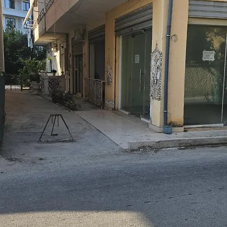 Dr House Appartement Golem (Tirana)